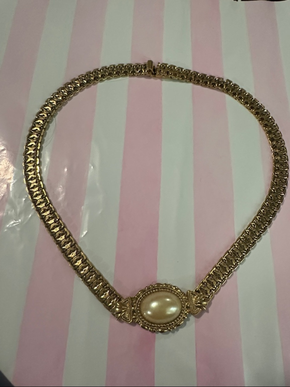VTG 1928 Faux Pearl Statement Necklace